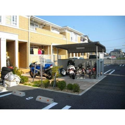 ファミーユ彩華の外観