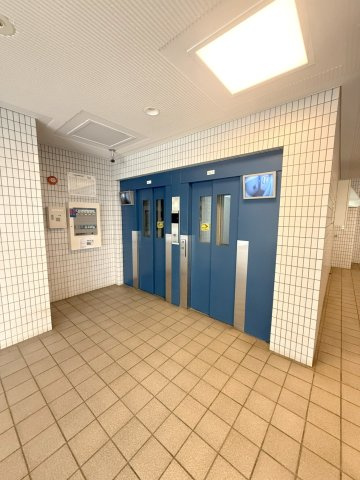 谷津パークタウン参番街団地43号棟のその他共用部分|エレベーター