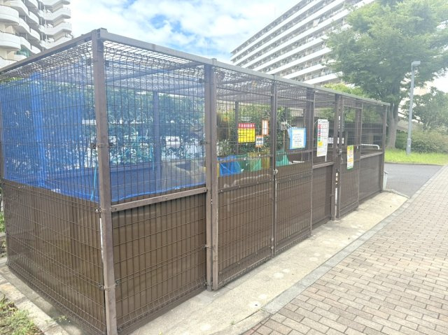 谷津パークタウン参番街団地43号棟のその他共用部分|ゴミ置き場