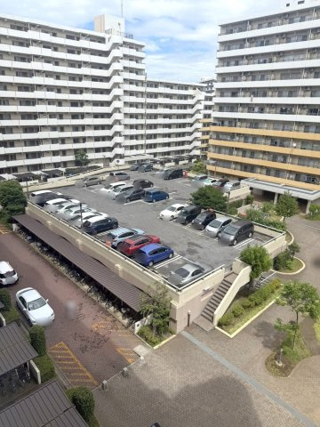 谷津パークタウン参番街団地43号棟のその他共用部分|駐車場