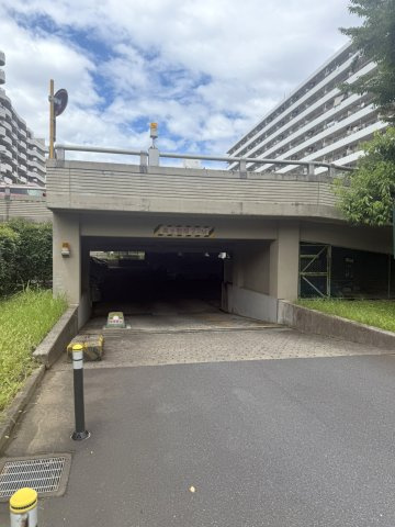 谷津パークタウン参番街団地43号棟のその他共用部分|駐車場