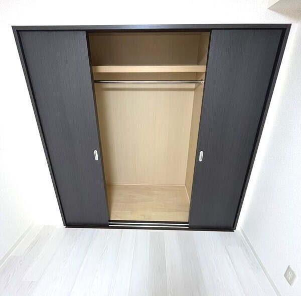 アヴォワール丸の内の収納