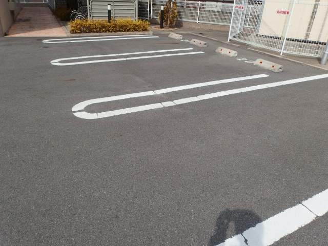 キーウィの駐車場