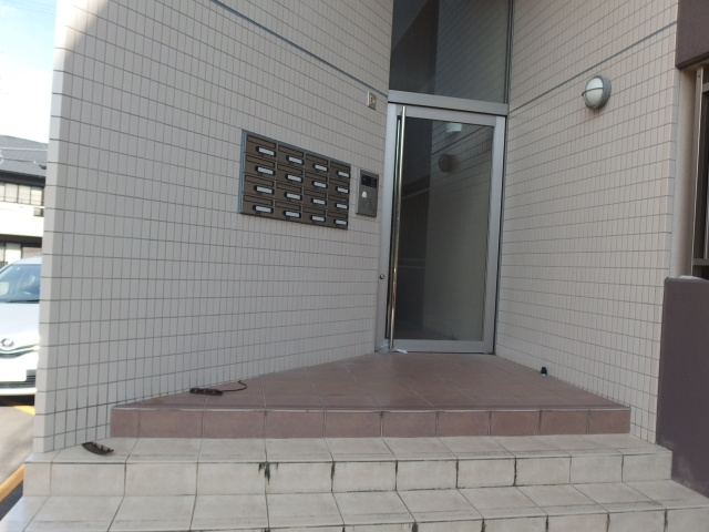 キーウィのエントランス