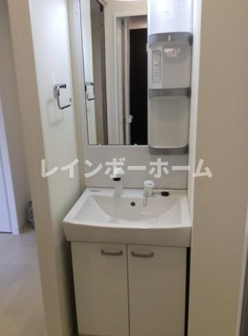 所沢市大字上安松のアパートの洗面所|同物件別号室参考写真です。