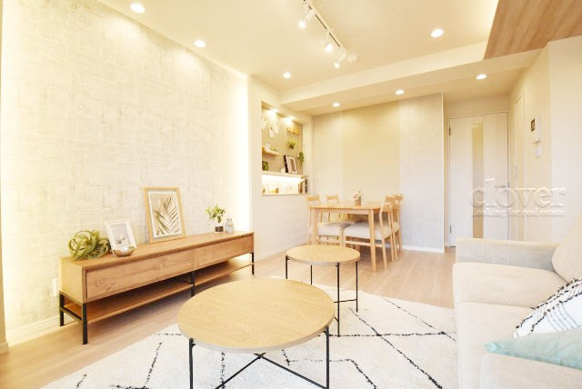 【居間・リビング】 | エンゼルピュア大森 | 広くスペースをとってあるLD。この空間に、どのように家具を配置していくのかを考えるのが、住宅購入時のなによりの楽しみです。～即日のご見学可能～　お問合せはお気軽にどうぞ。
