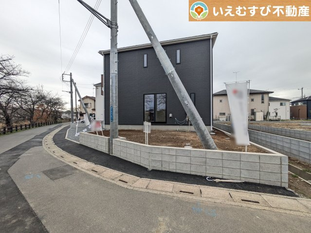 Cradle garden　鴻巣市筑波第5の庭|ガーデニングが楽しめそう
季節の草花で彩りを！ガーデニングで緑あふれる景色を作るのも楽しみ♪
