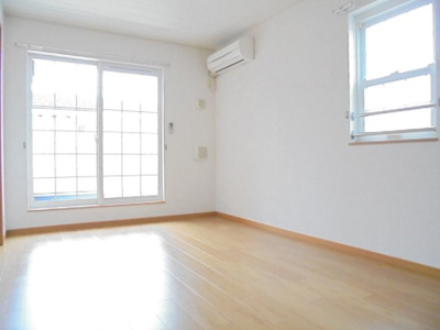 【居間・リビング】 | Ｙ．クルメンⅡ | 使いやすい居間です