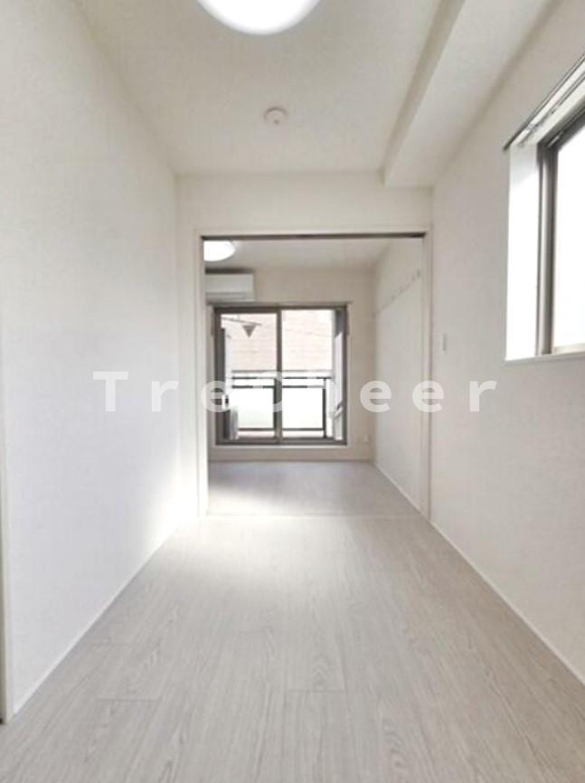 ビーカーサ池袋ウエストの洋室