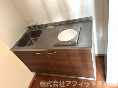 【キッチン】 | グレイス手城 | IHクッキングヒーター付き