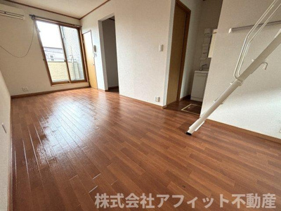 【居間・リビング】 | グレイス手城 | 洋室9帖