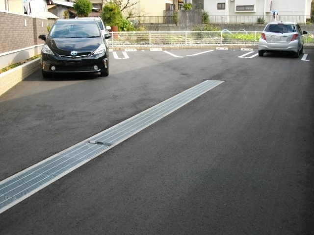 メゾン大平の駐車場