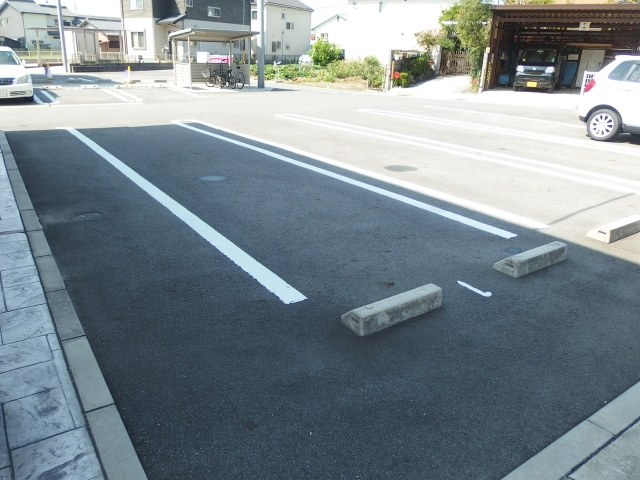 ベルソレイユAの駐車場