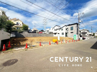 【前面道路含む現地写真】