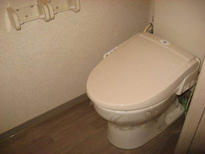 【トイレ】 | サニーコーストＤ | シャワー付トイレ