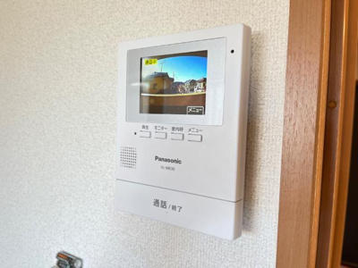 【内装】 | リンデンバウム | カメラ付インターホン