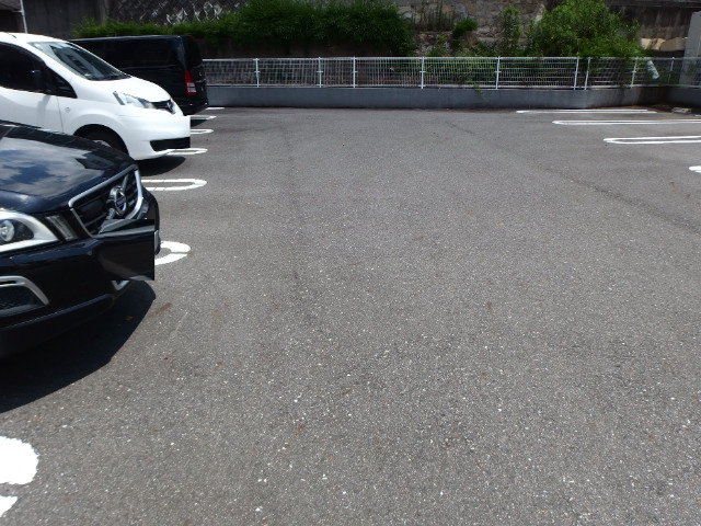 テリアの駐車場