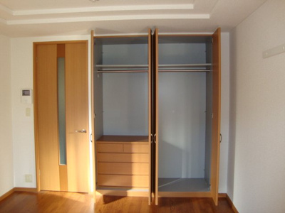 【収納】 | メルローズ香貫 | クローゼット