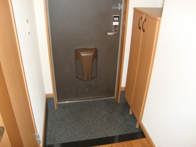 【玄関】 | メルローズ香貫 | 玄関