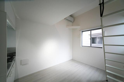 【居間・リビング】 | ラビアン西新小岩 |  