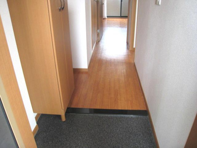 【玄関】 | サニーサイドコート守木 | 玄関