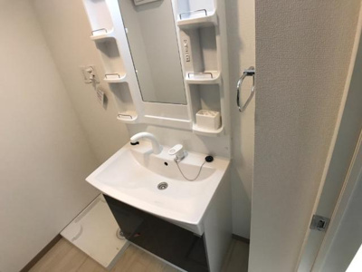 【洗面所】 | レジデンス原 | 洗髪洗面化粧台