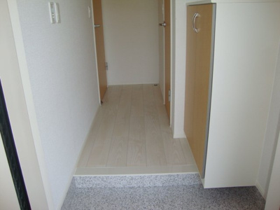 【玄関】 | ムーンハイツ | 玄関