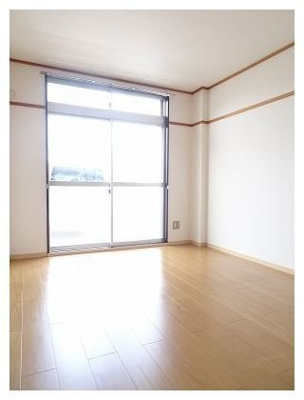 【居間・リビング】 | エルディム佐藤 | ゆったりとした居間です