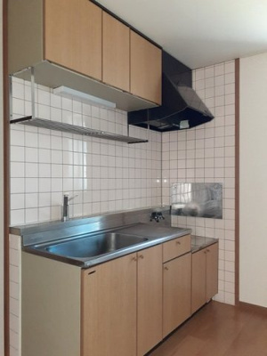 【キッチン】 | ヴィラパラスト | コンパクトなキッチンで掃除もラクラク