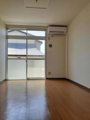 【内装】 | グリーンヒルズ堤山 | 内装は落ち着いています