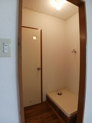 【洗面所】 | エルディム小野 | 忙しい朝には欠かせない洗面所です