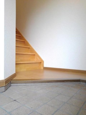 【玄関】 | クレストールスズキＢ | シンプルで使いやすい玄関です