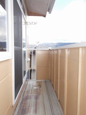 【バルコニー】 | サンビレッヂ | お洗濯にも便利なバルコニー付き