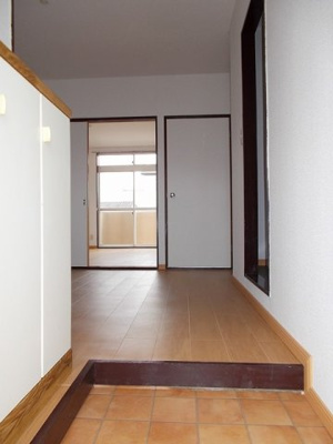 【玄関】 | サンビレッヂ | シンプルで使いやすい玄関です