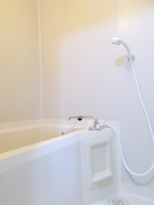 【浴室】 | サンビレッヂ | きれいなお風呂です