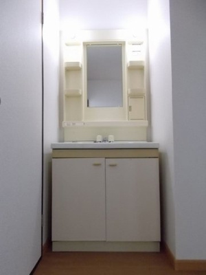 【洗面所】 | サンビレッヂ | 使いやすい洗面所です