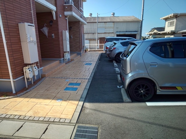 サンリット・Ａの駐車場