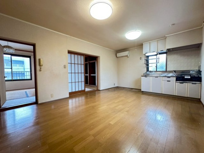 【居間・リビング】 | 富士ハイツ