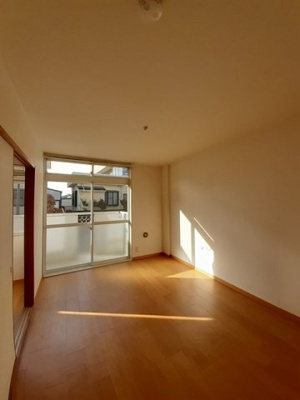 【居間・リビング】 | コーポリバー | 使いやすいリビングです