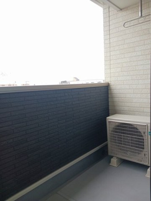 【バルコニー】 | ラッフィナートＡ | 落ち着いた時間を過ごせるバルコニーです