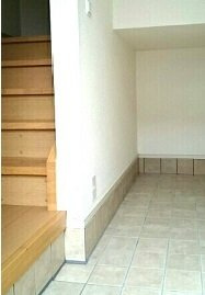 【玄関】 | ラッフィナートＡ | 落ち着いた玄関です