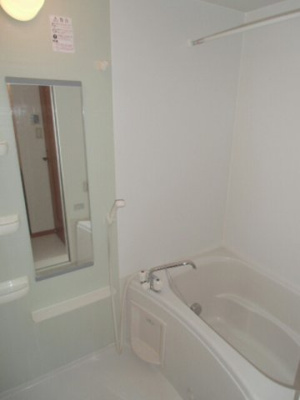 【浴室】 | ヴァン・コリーヌＢ | お風呂です