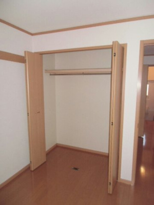 【収納】 | ヴァン・コリーヌＢ | こまごまとしたものを収納できそうですね