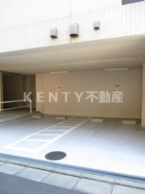 【駐車場】 | プラネソシエ大森山王 | 駐車場があるので、車を買う予定の方も安心です