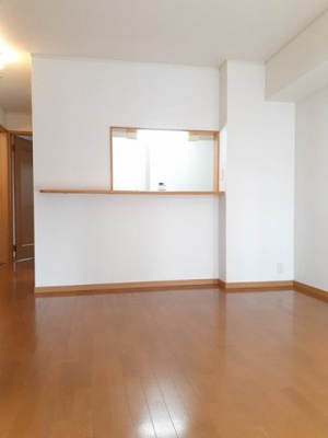 【内装】 | 綿屋Ⅲ | 明るい色調の室内です