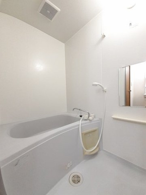 【浴室】 | セトルフィーレＡ | 日々の疲れを癒すお風呂付です