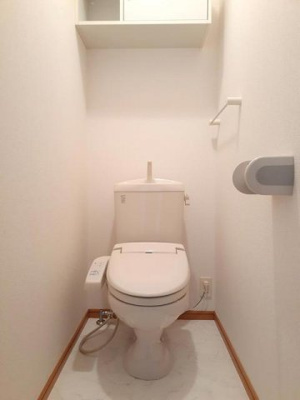 【トイレ】 | コウハイムⅡ | シンプルで使いやすいトイレです