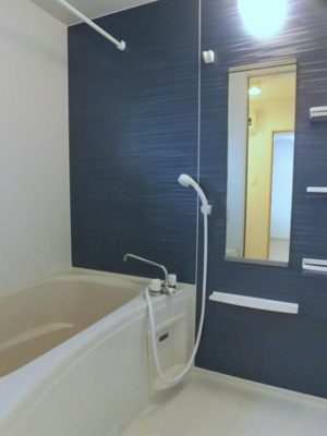 【浴室】 | プルメリア | 日々の疲れを癒すお風呂付です