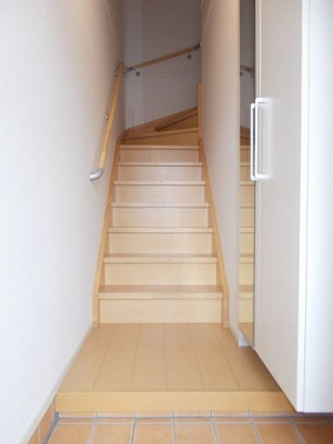 【玄関】 | エアリーガーデン | ゆったりとした玄関です