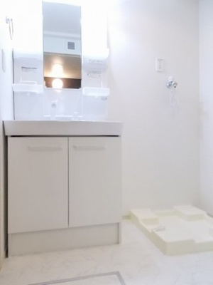 【洗面所】 | エアリーガーデン | スペースが確保できる洗面所です